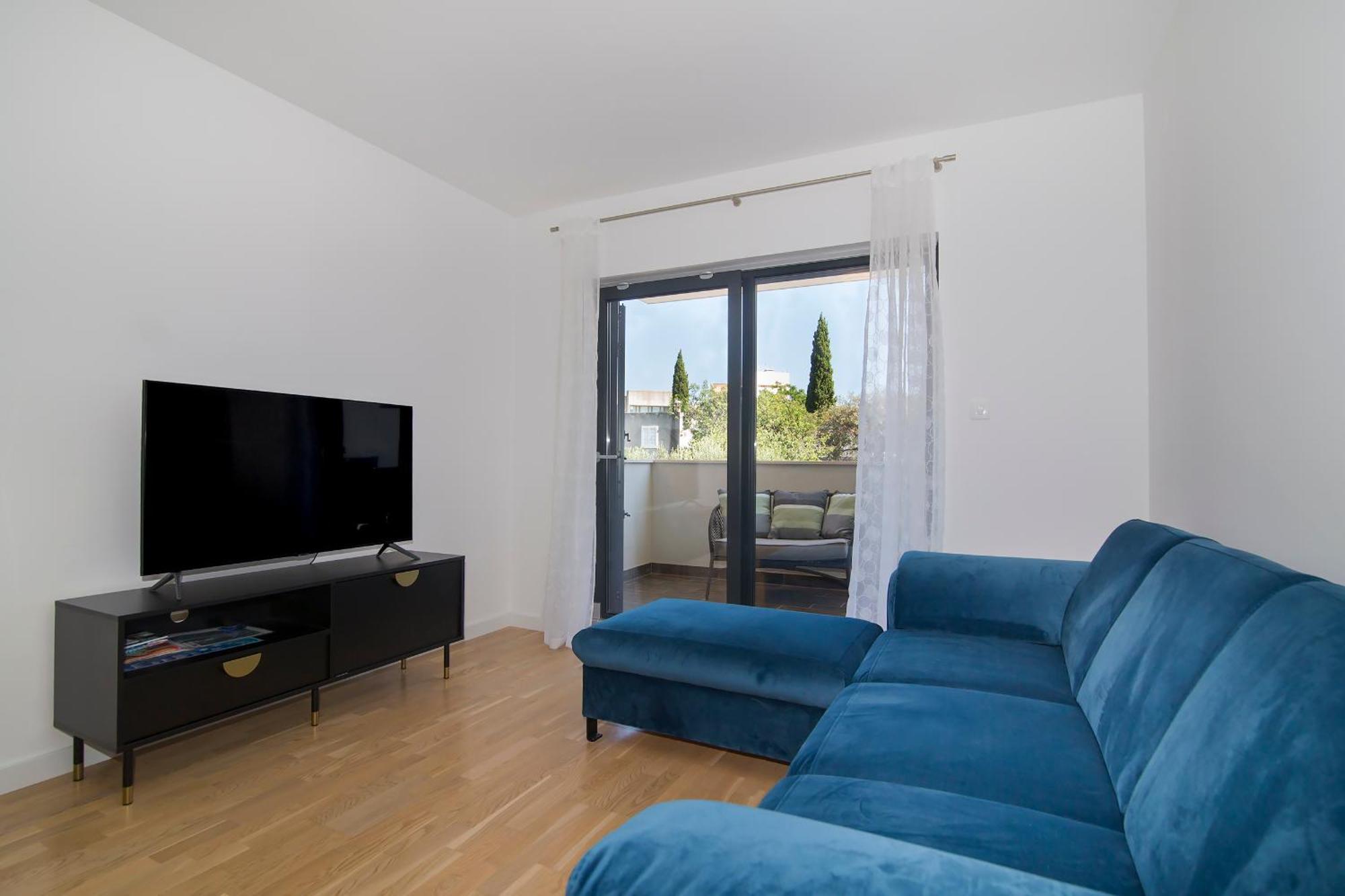 Brand New In Apartman
