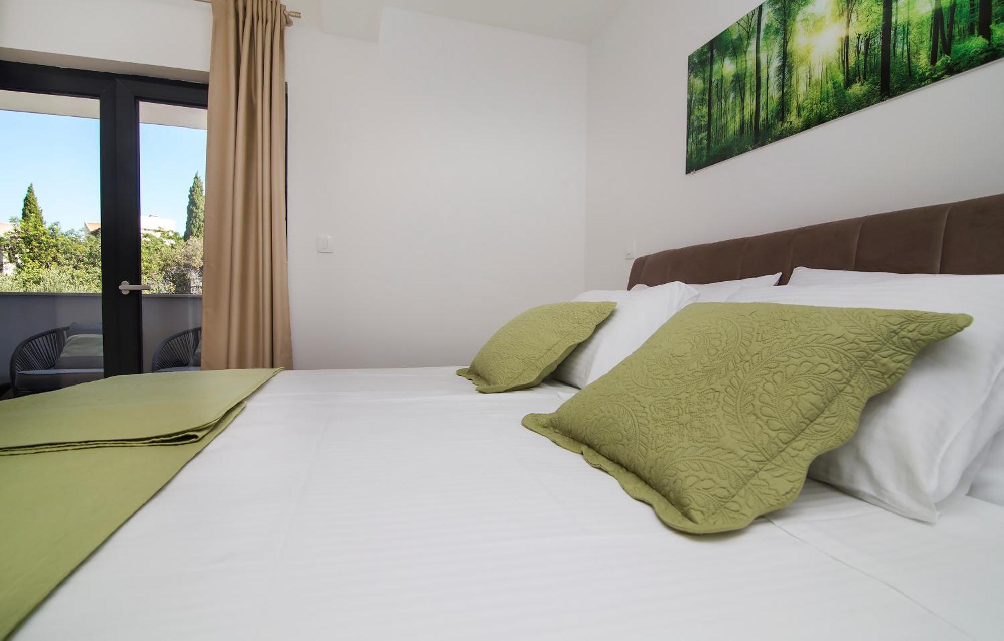 Brand New In Apartman *